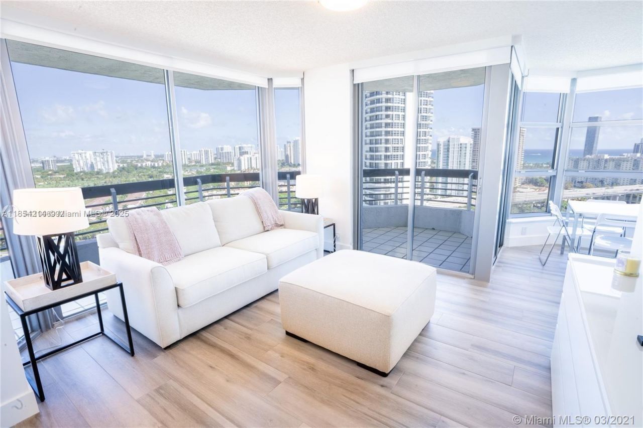 3530 Mystic Pointe Dr, Unit 2509, Aventura, FL 33180 Photo