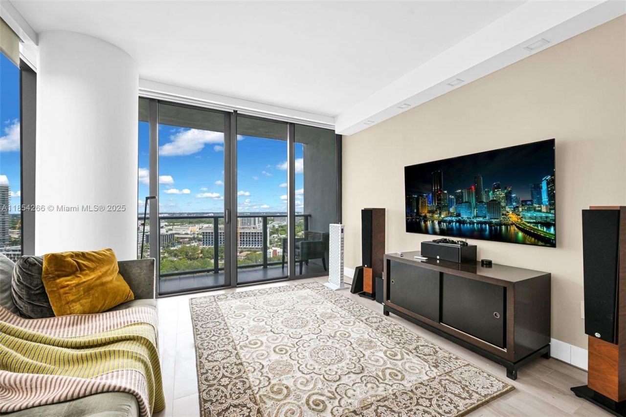 650 NE 32nd St, Unit 2201, Miami, FL 33137 Photo