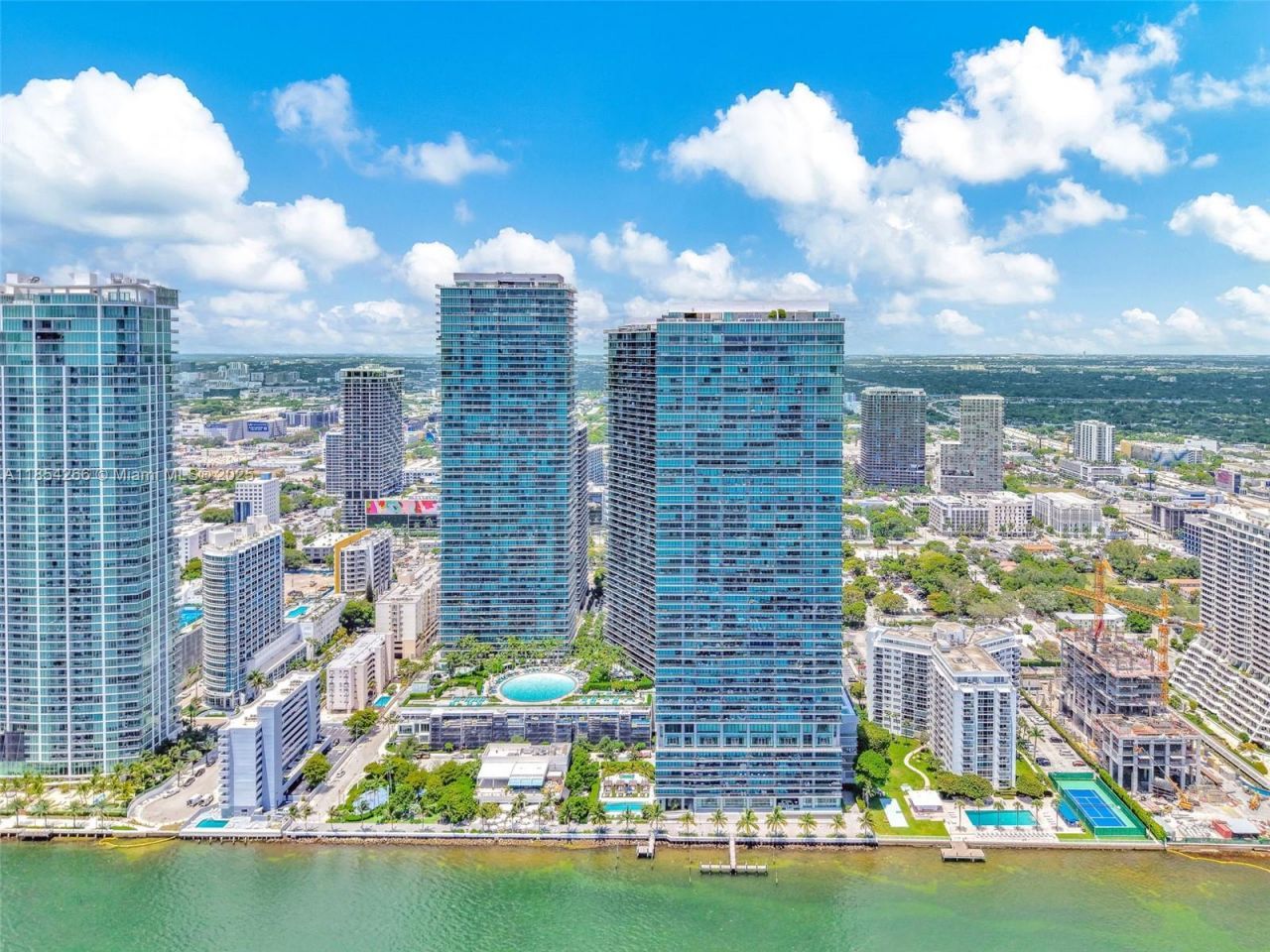 650 NE 32nd St, Unit 2201, Miami, FL 33137 Photo