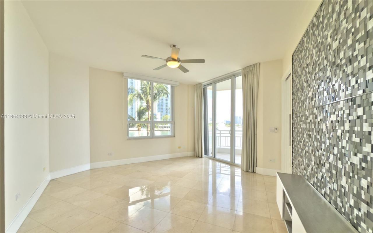 848 Brickell Key Dr, Unit 306, Miami, FL 33131 Photo