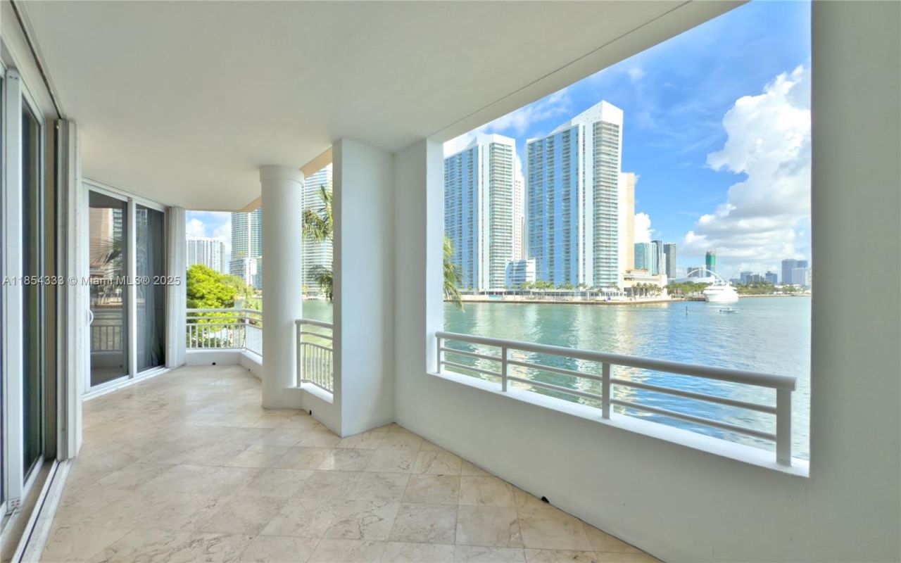 848 Brickell Key Dr, Unit 306, Miami, FL 33131 Photo