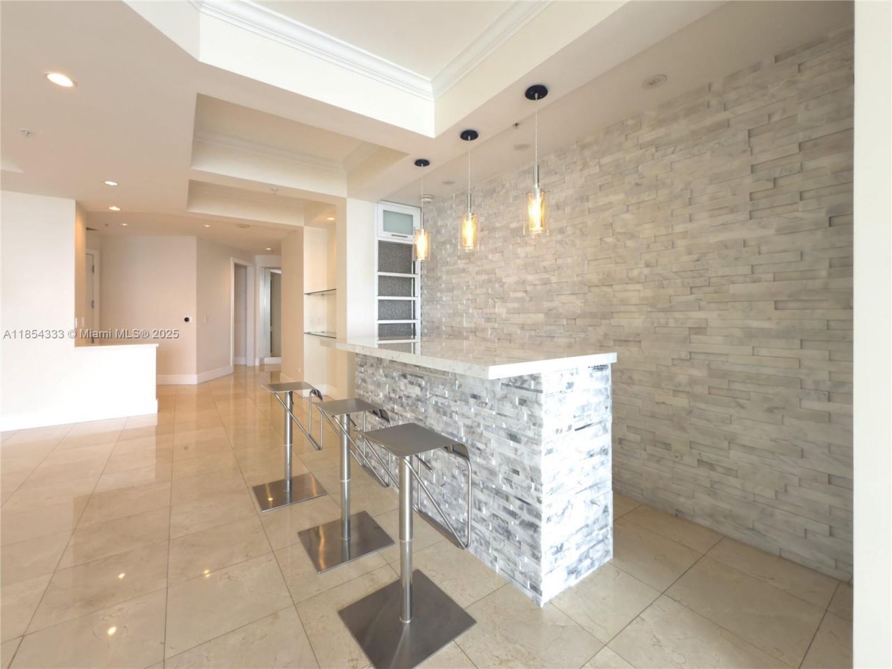 848 Brickell Key Dr, Unit 306, Miami, FL 33131 Photo