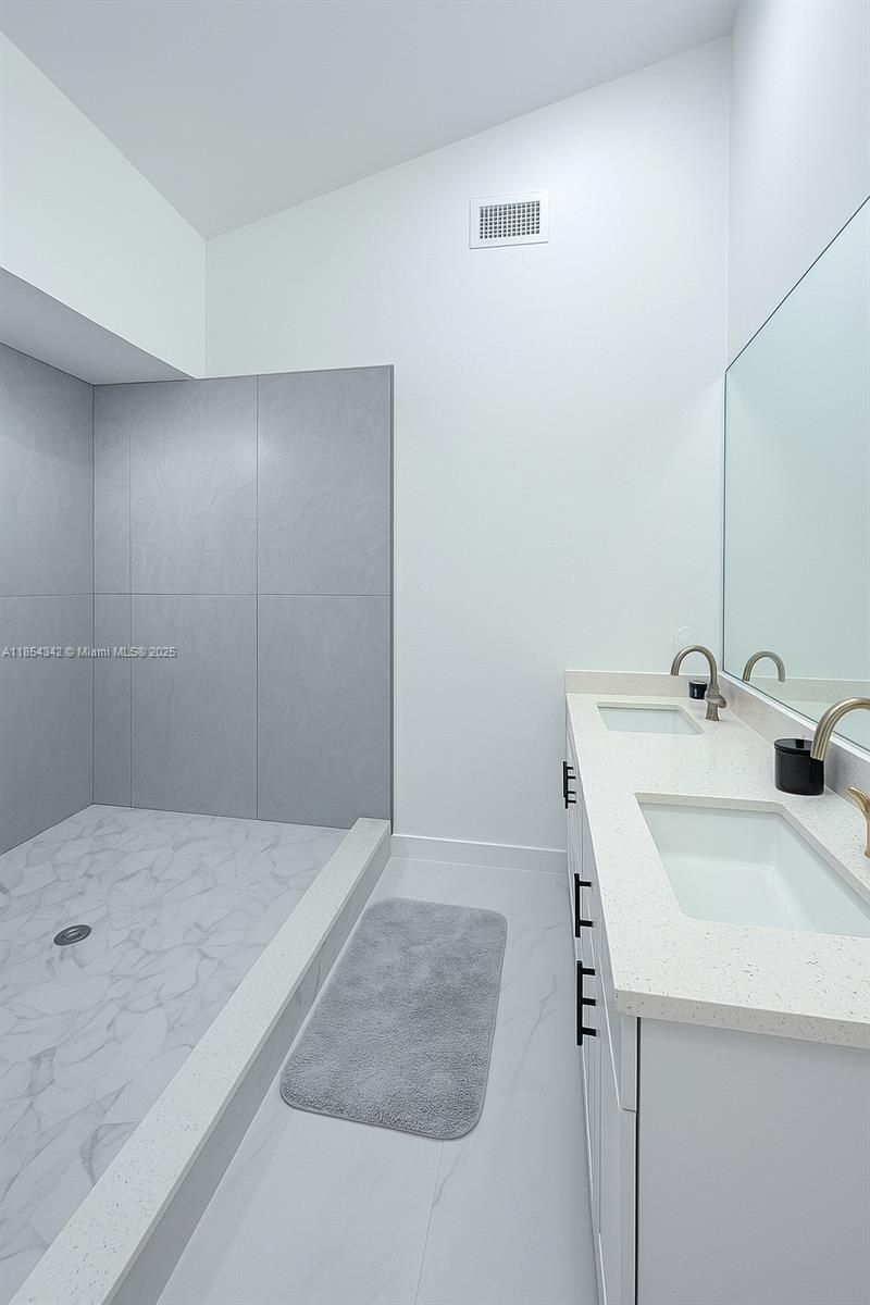 395 Pace Avenue, Lehigh Acres, FL 33974 Photo