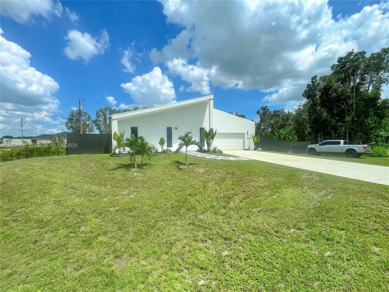 395 Pace Avenue, Lehigh Acres, FL 33974 Photo