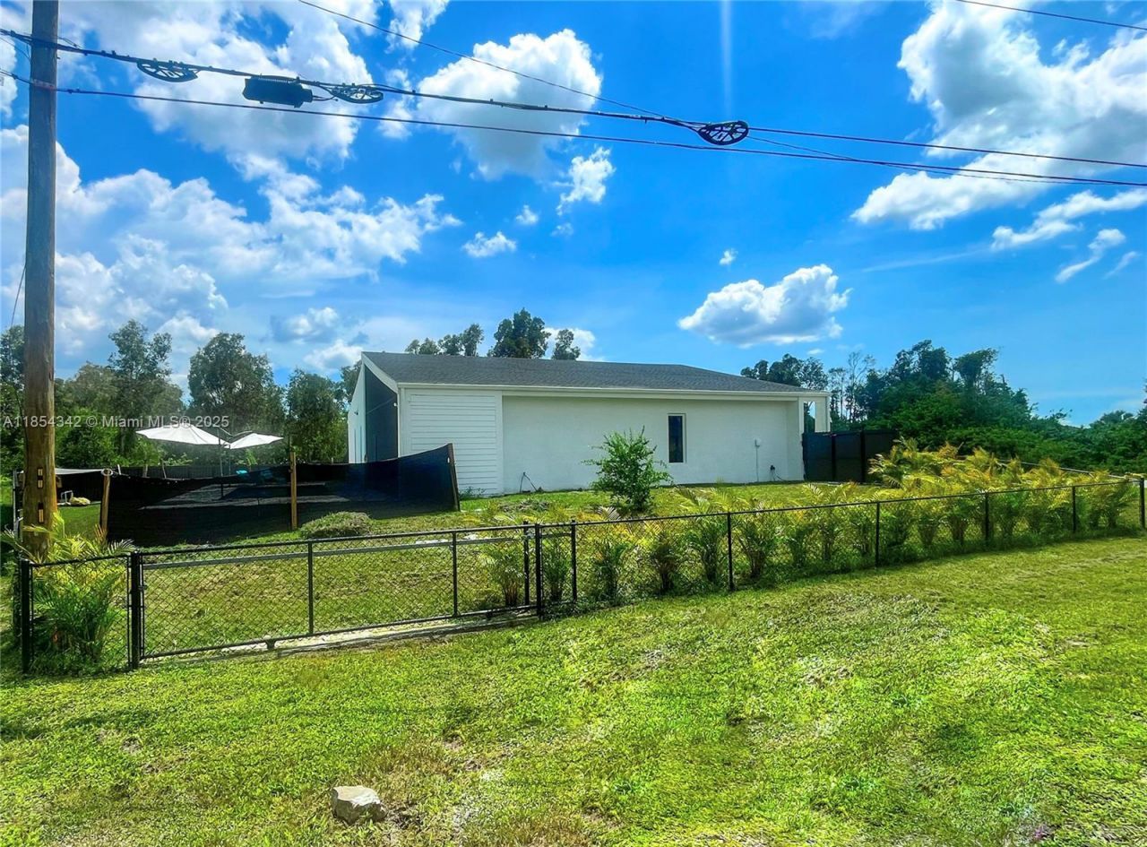 395 Pace Avenue, Lehigh Acres, FL 33974 Photo