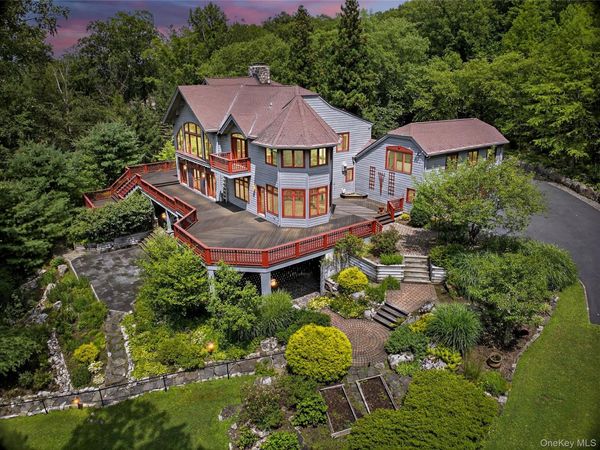 6 Old  Cranberry Road, Sloatsburg, NY 10974