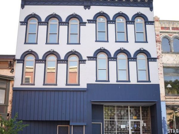 1065,1067 Main Street, Wheeling, WV 26003