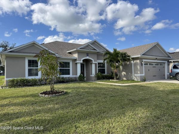 1121 Morgan Circle NE, Palm Bay, FL 32905