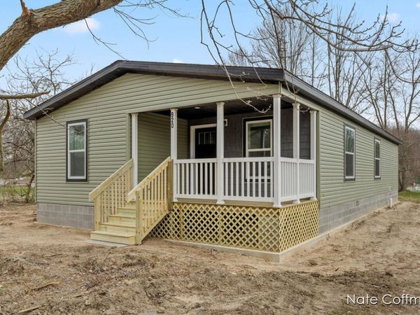 920 S Ravenna Road, Ravenna, MI 49451