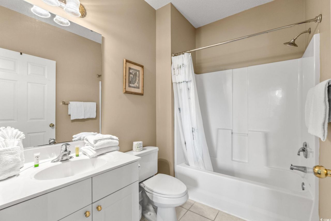 5825 Catalina Dr. Photo 15