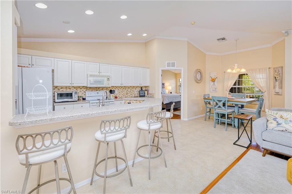 19977 Lake Vista Cir, Unit 17D, Lehigh Acres, FL 33936 Photo