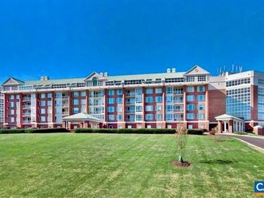 500 CRESTWOOD DR, Unit 2101, Charlottesville, VA 22903