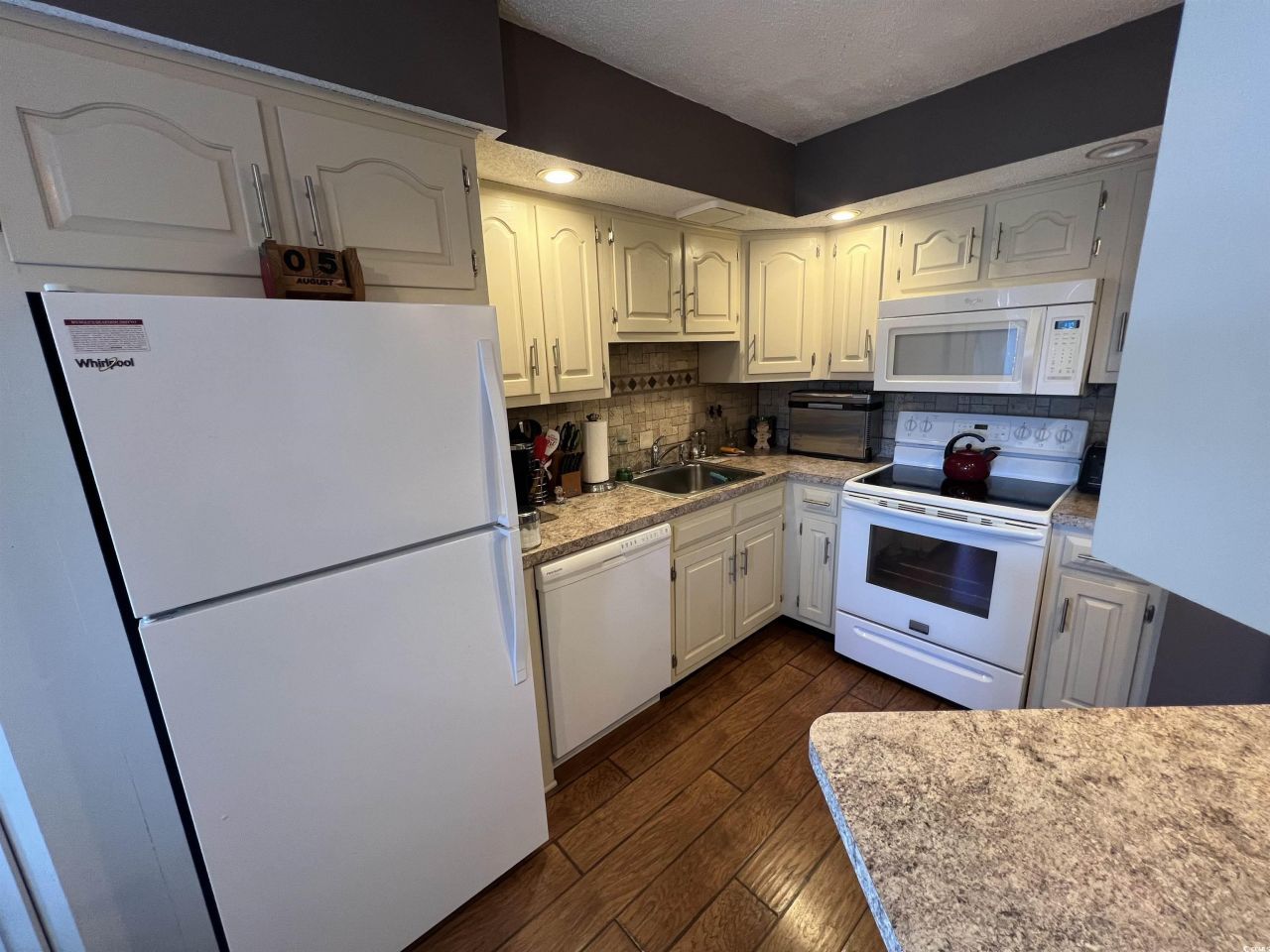 4238 Pinehurst Circle Photo 8