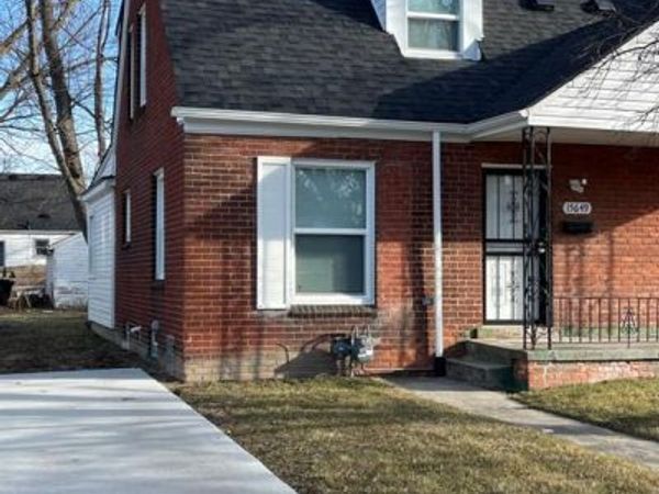 15649 E 7 Mile Rd, Detroit, MI 48205