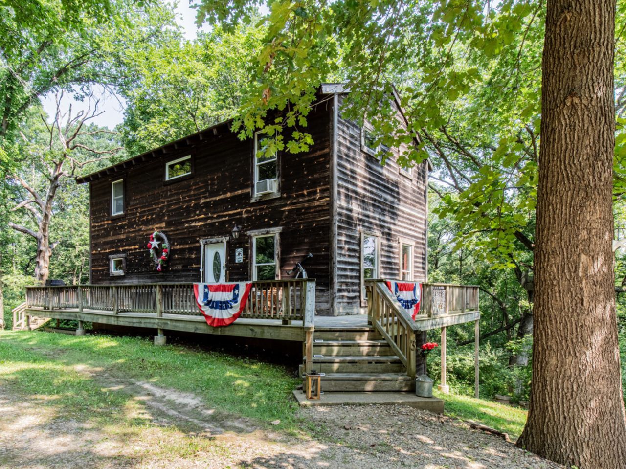 3 Poplar Court, Putnam, IL 61560 Main Photo