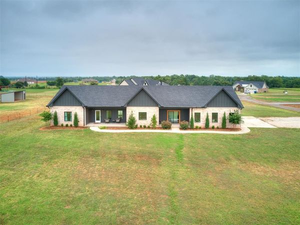 19050 Bobcat Ridge Court, Cashion, OK 73016