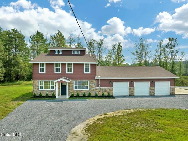 378 County Highway 132, Hagaman, NY 12086