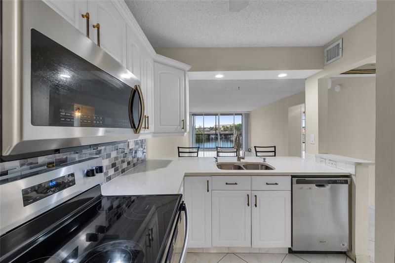 7 Royal Palm Way, Unit 4080, Boca Raton, FL 33432 Photo