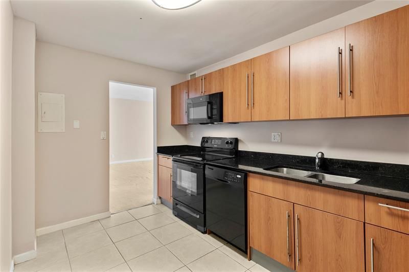 3001 S Ocean Drive, Unit 333, Hollywood, FL 33019 Photo