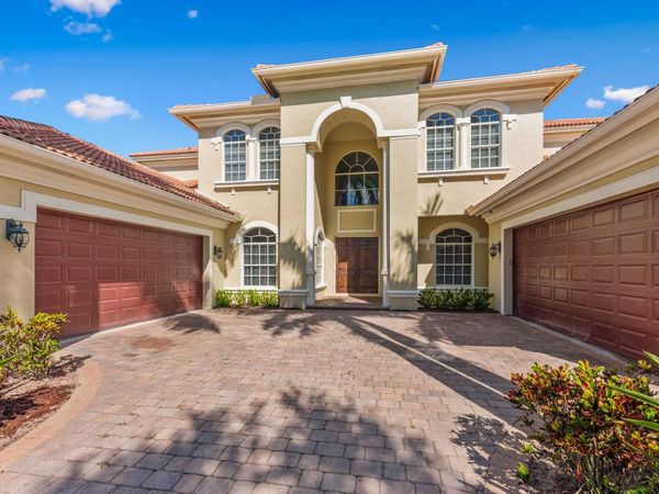 10303 SW Fiddlers Way, Palm City, FL 34990