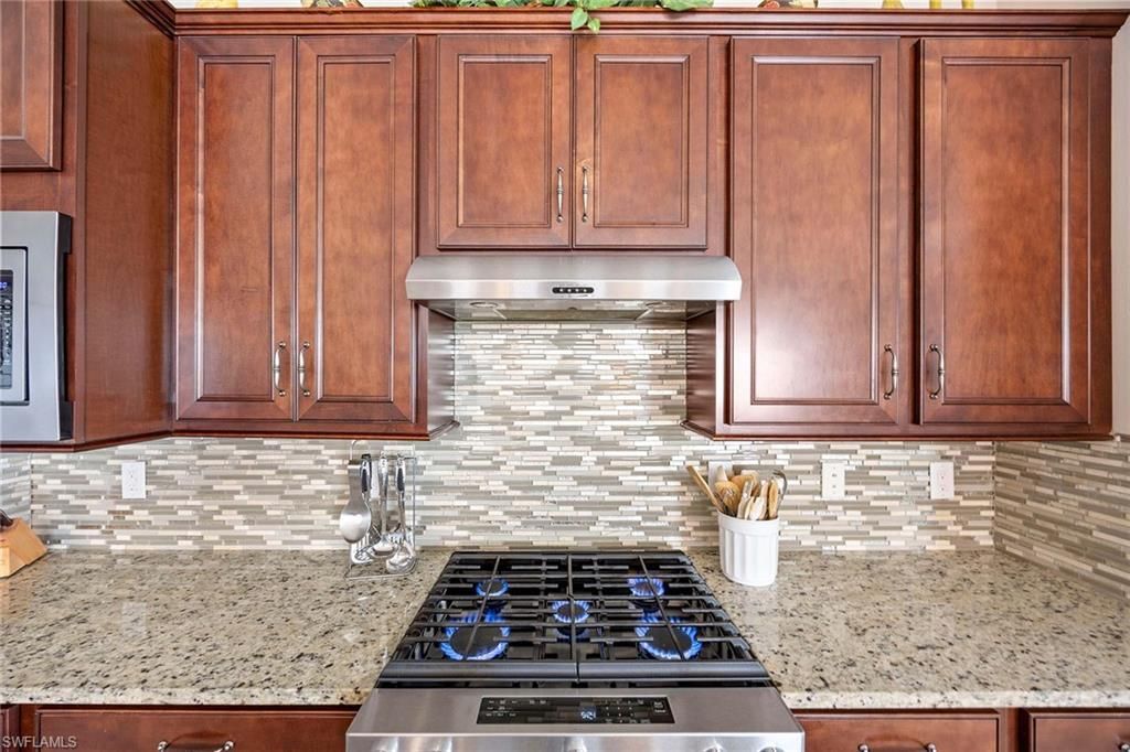 12077 Winfield Cir, Fort Myers, FL 33966 Photo