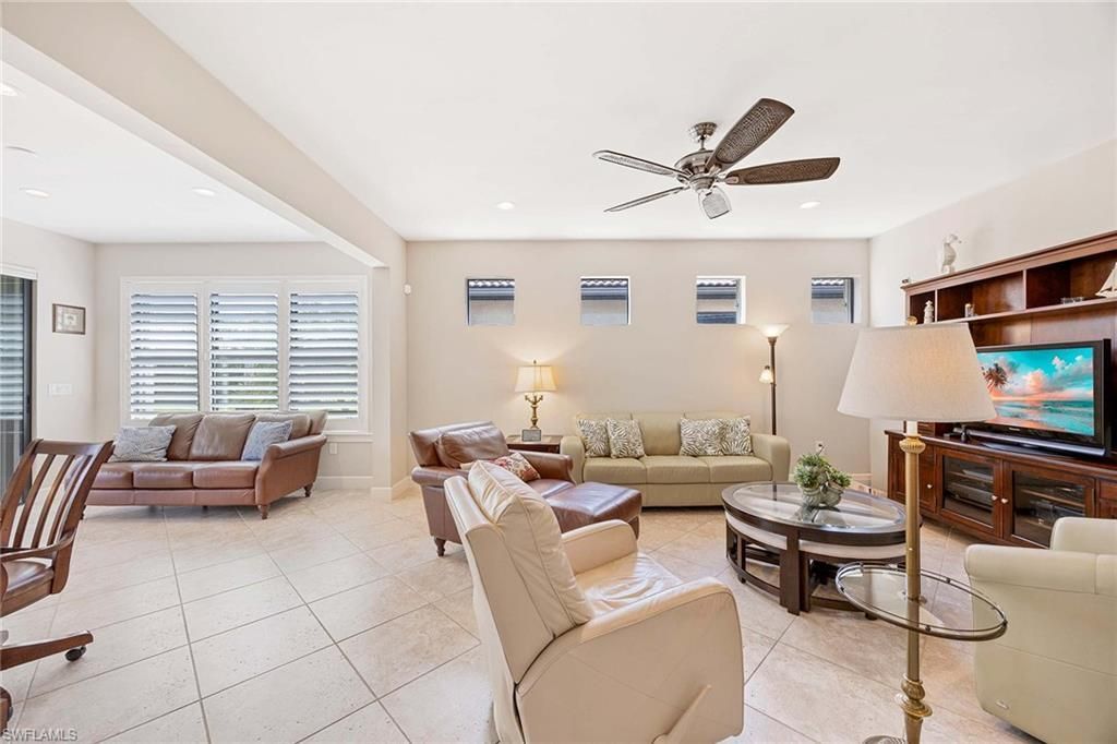 12077 Winfield Cir, Fort Myers, FL 33966 Photo