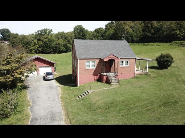 831 E 4th Street, London, KY 40741