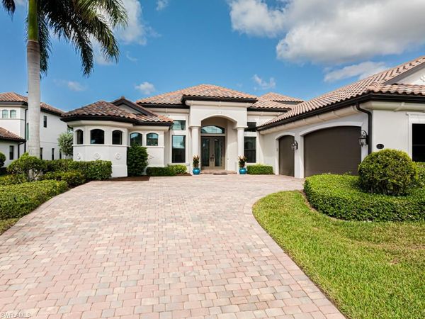 3273 Runaway LN, NAPLES, FL 34114