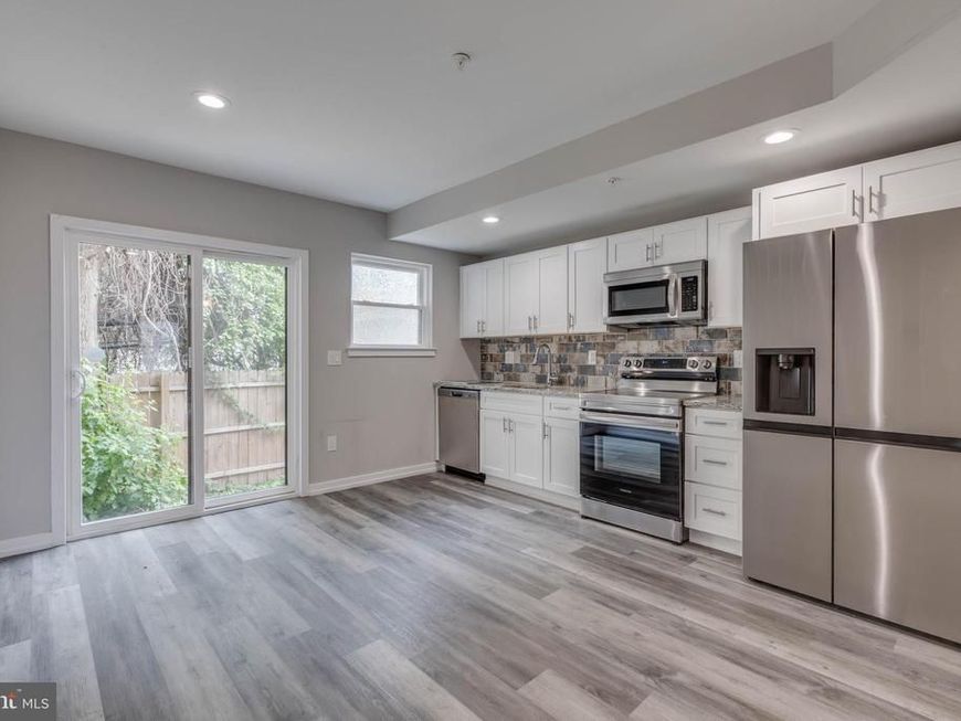 2311 N Camac Street, Philadelphia, PA 19133 Main Photo