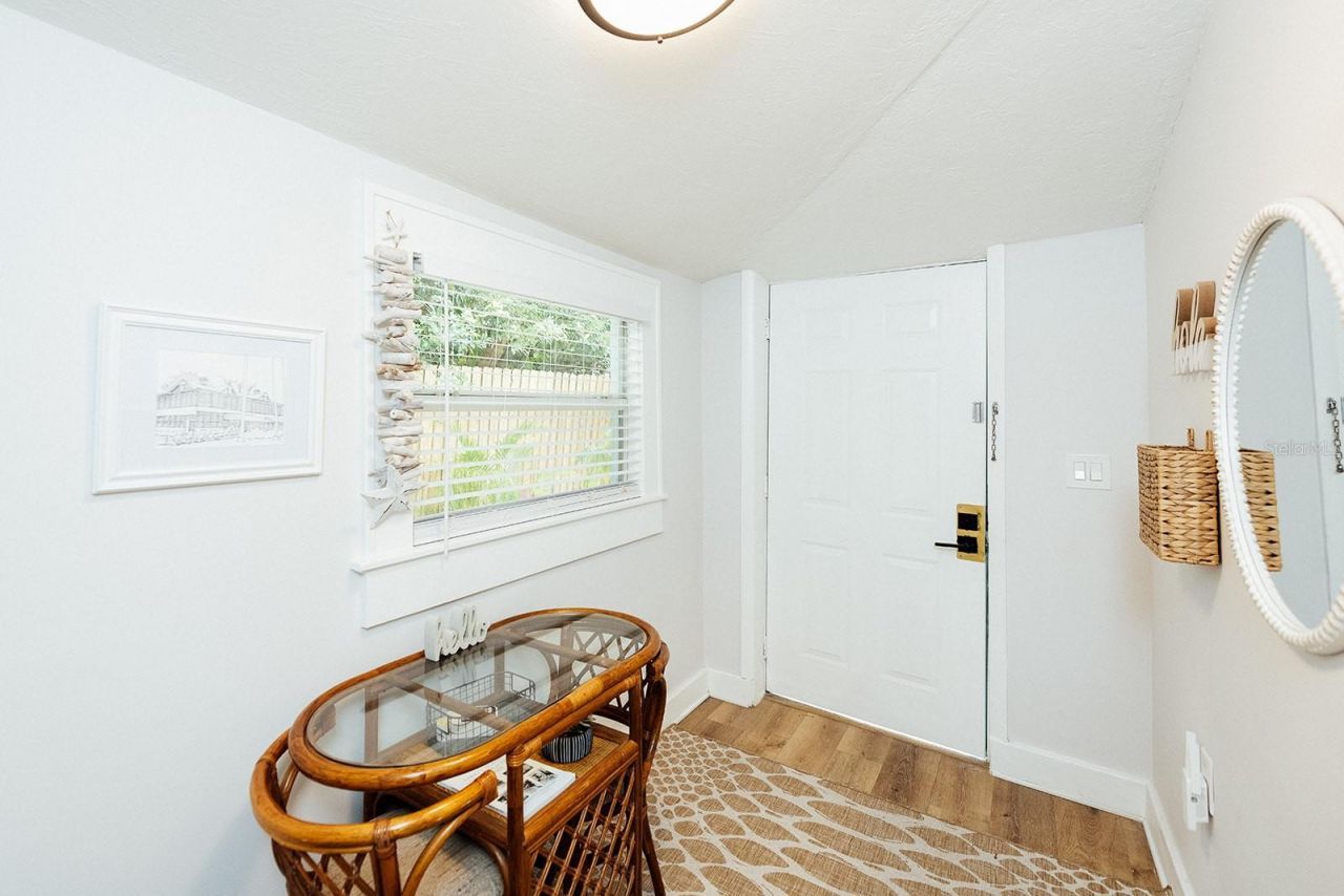 809 10th Avenue N, Unit 7, Saint Petersburg, FL 33701 Photo