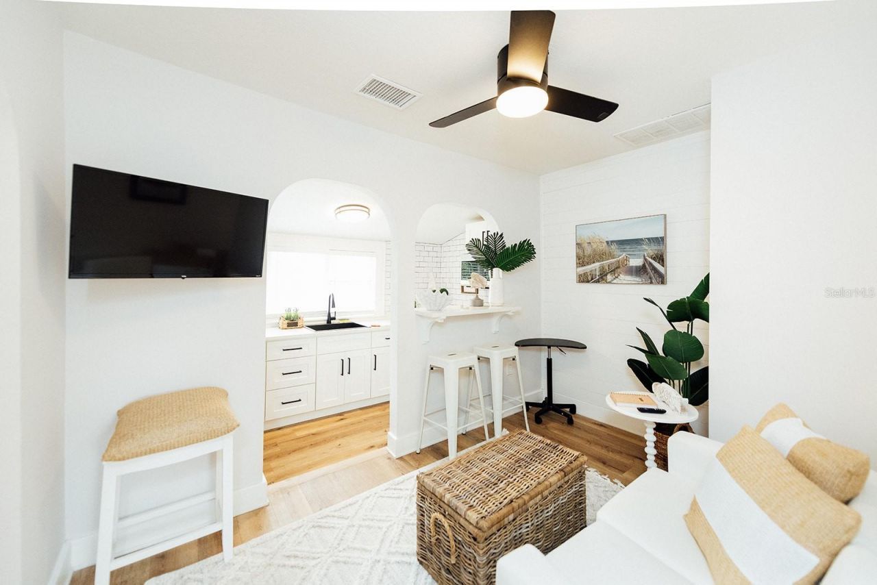 809 10th Avenue N, Unit 7, Saint Petersburg, FL 33701 Photo
