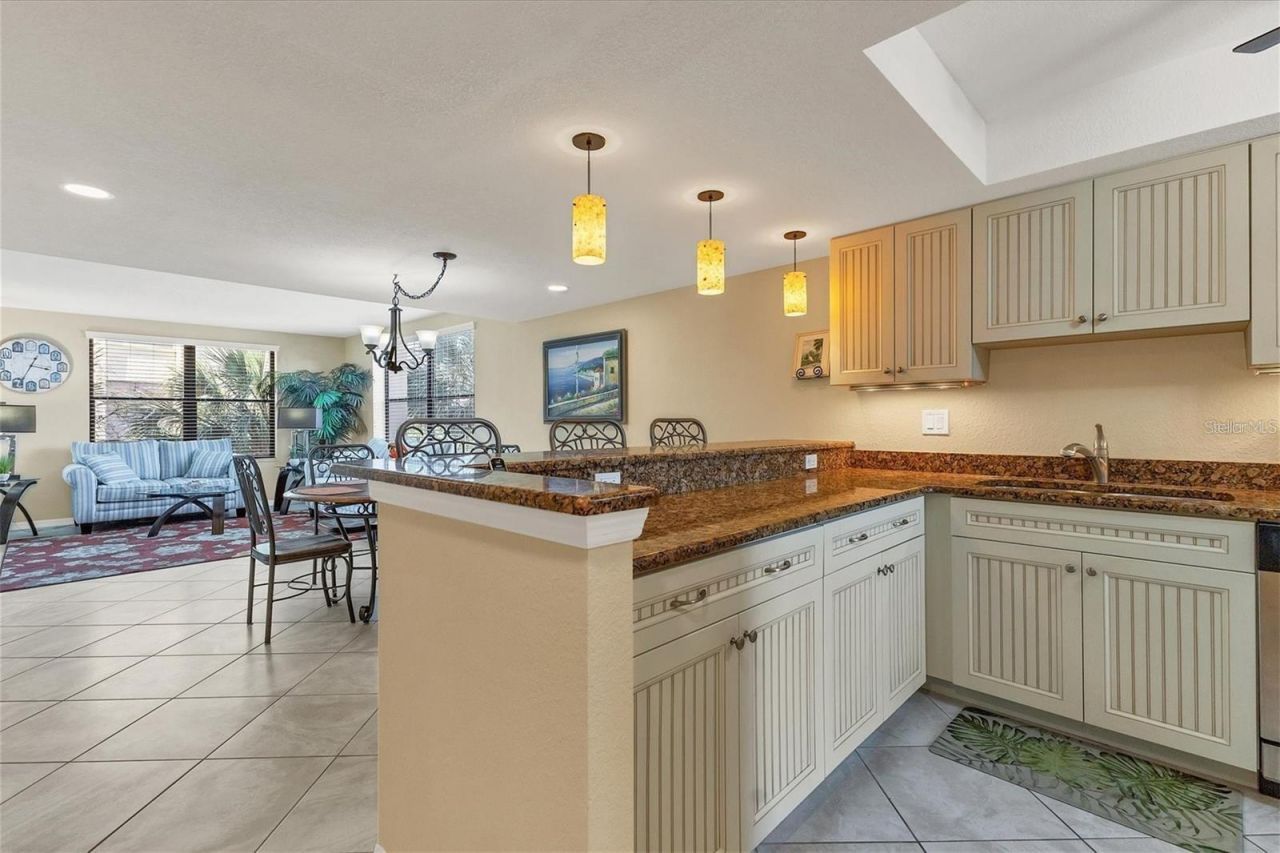 8776 Midnight Pass Road, Unit C307, Sarasota, FL 34242 Photo