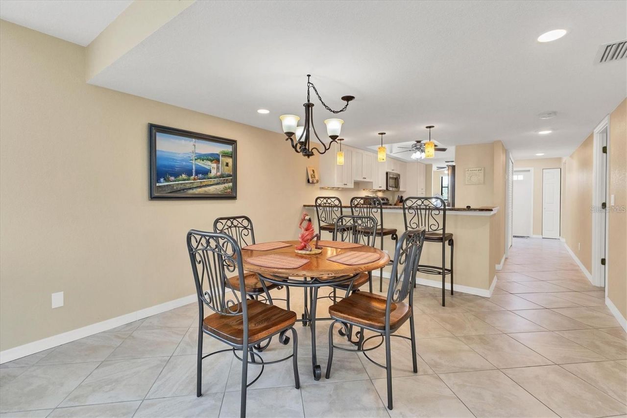 8776 Midnight Pass Road, Unit C307, Sarasota, FL 34242 Photo