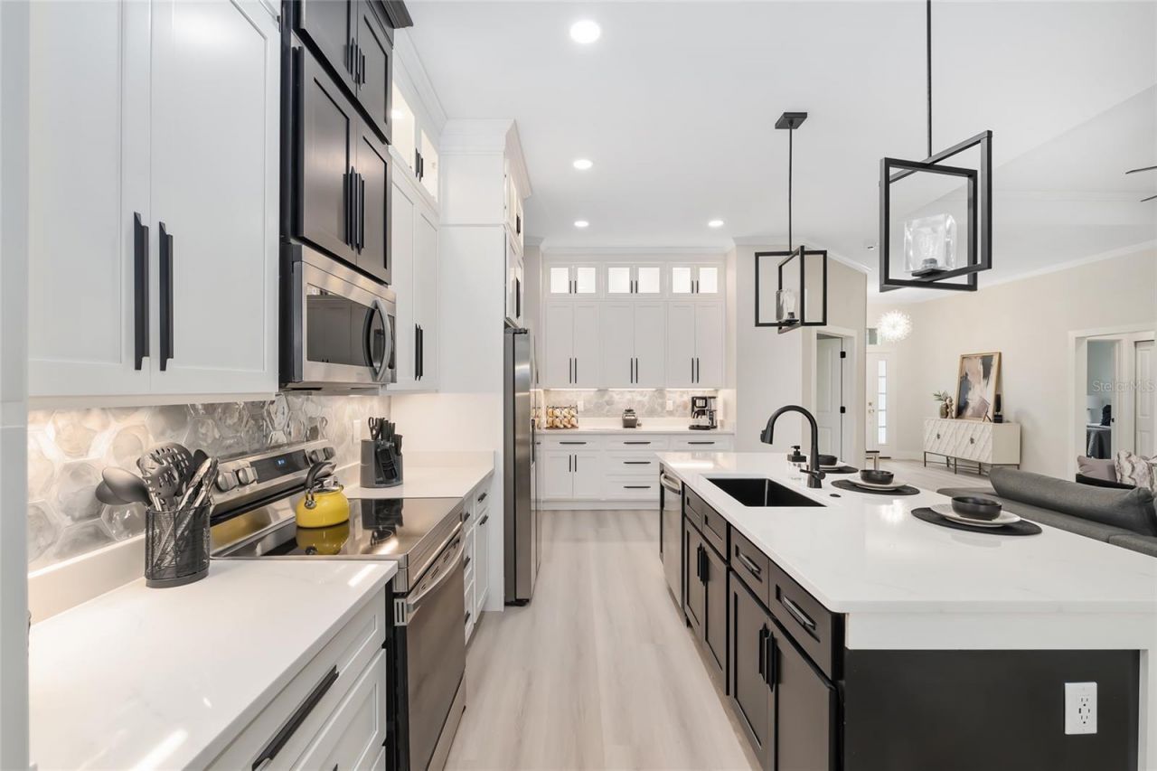 4430 NW 18th Place, Gainesville, FL 32605 Photo