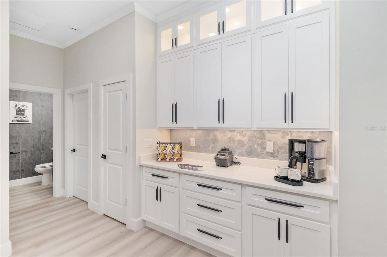 4430 NW 18th Place, Gainesville, FL 32605 Photo