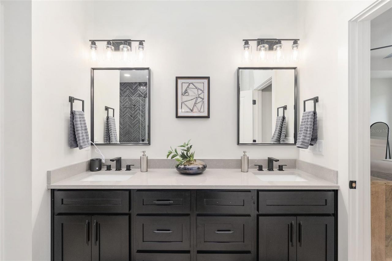 4430 NW 18th Place, Gainesville, FL 32605 Photo