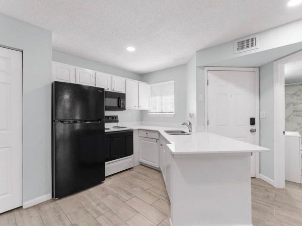 1908 LAKE ATRIUMS CIRCLE, Unit 3, ORLANDO, FL 32839