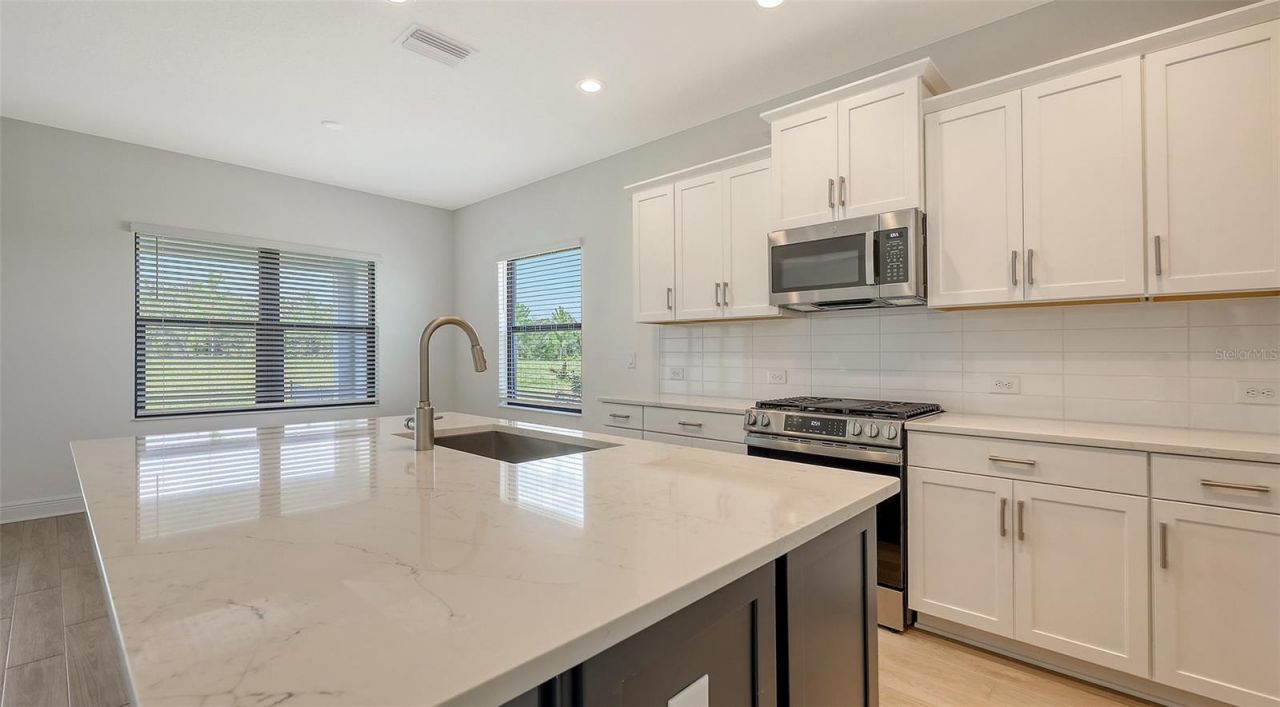 2234 Lady Palm Loop, Bradenton, FL 34212 Photo