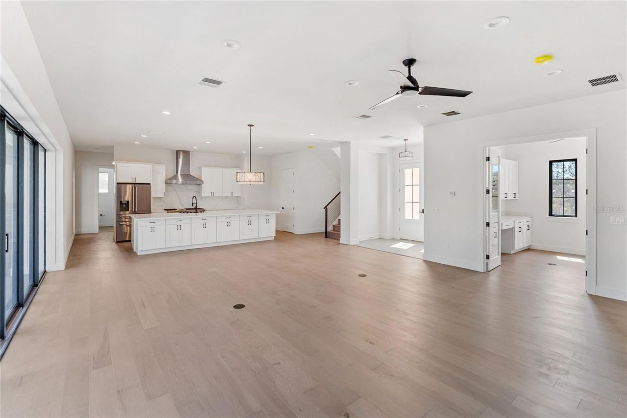 569 Bayview Drive, Longboat Key, FL 34228 Photo