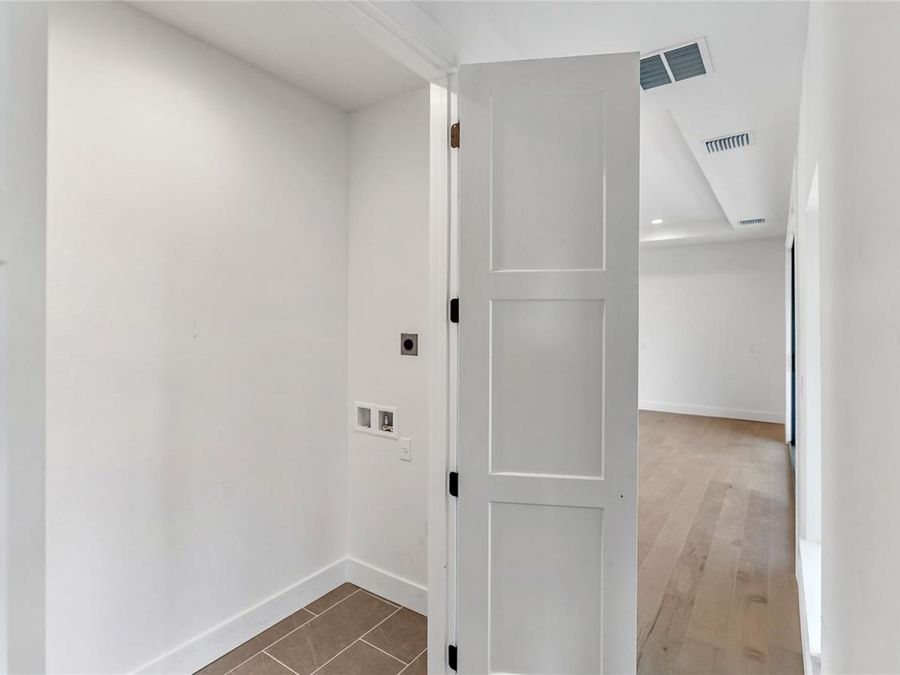 Property Image 75