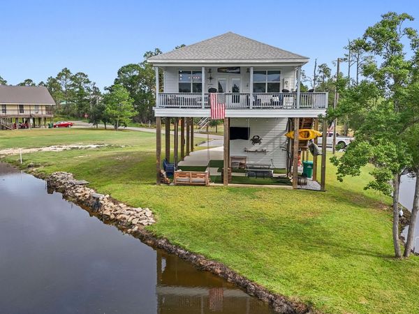 4039 Bonita Street, Bay Saint Louis, MS 39520