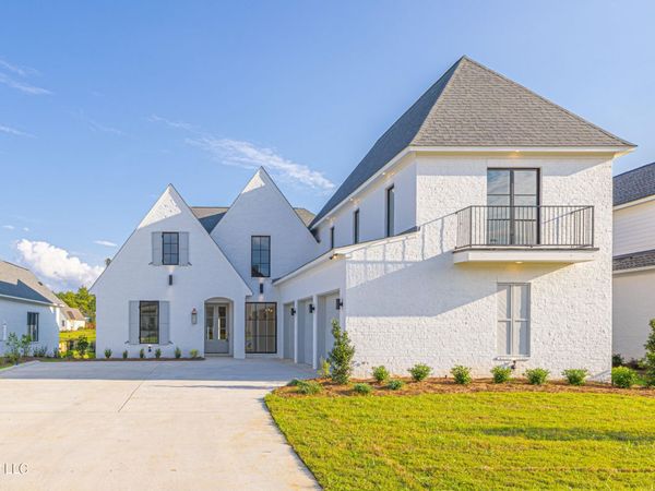 464 Whittington Circle, Madison, MS 39110