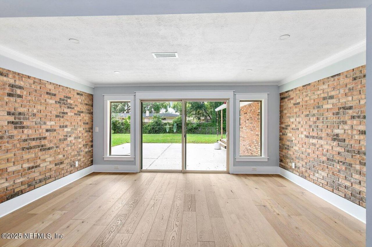 6870 La Loma Drive, Jacksonville, FL 32217 Photo