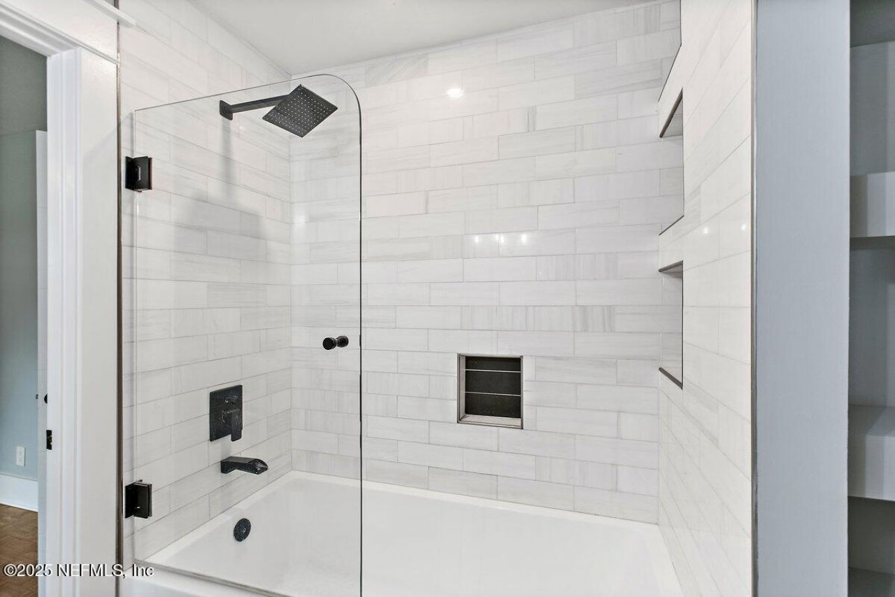 6870 La Loma Drive, Jacksonville, FL 32217 Photo