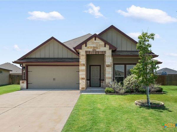 152 Beth Ann Loop, Taylor, TX 76574