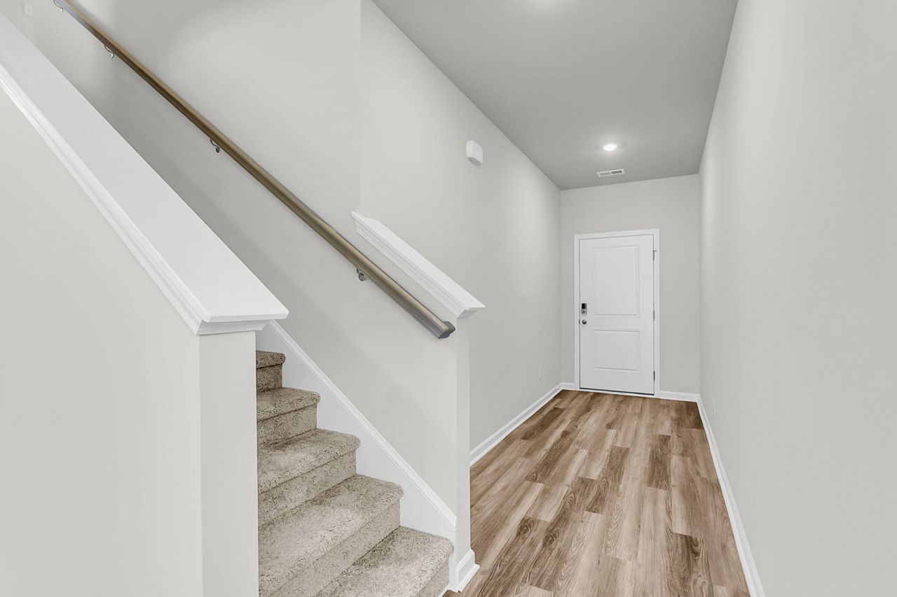 118 Scout Drive Photo 6