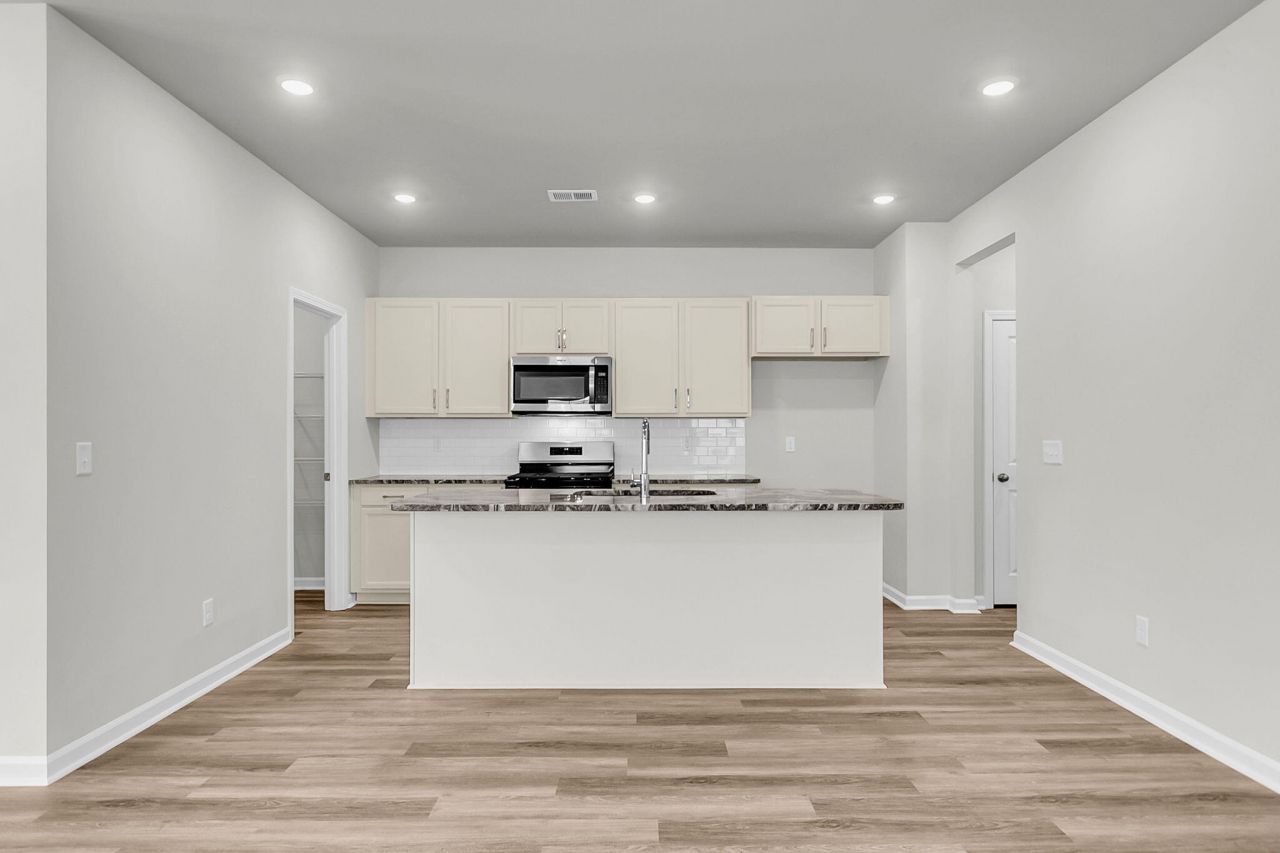 118 Scout Drive Photo 8