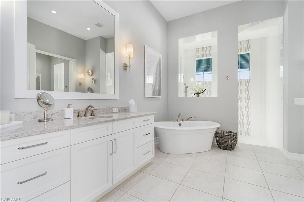 14226 Charthouse Cir, Naples, FL 34114 Photo