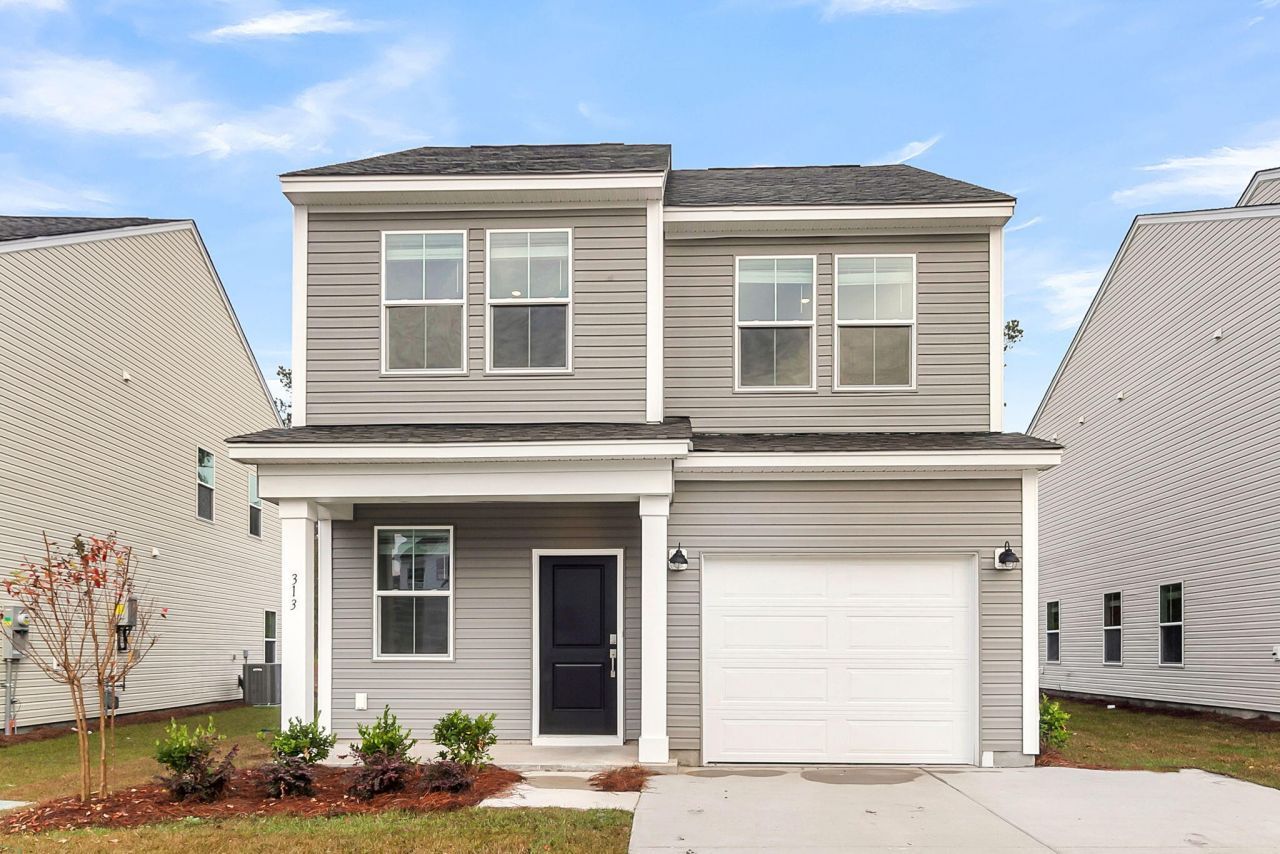 313 Clipper Court Photo 1