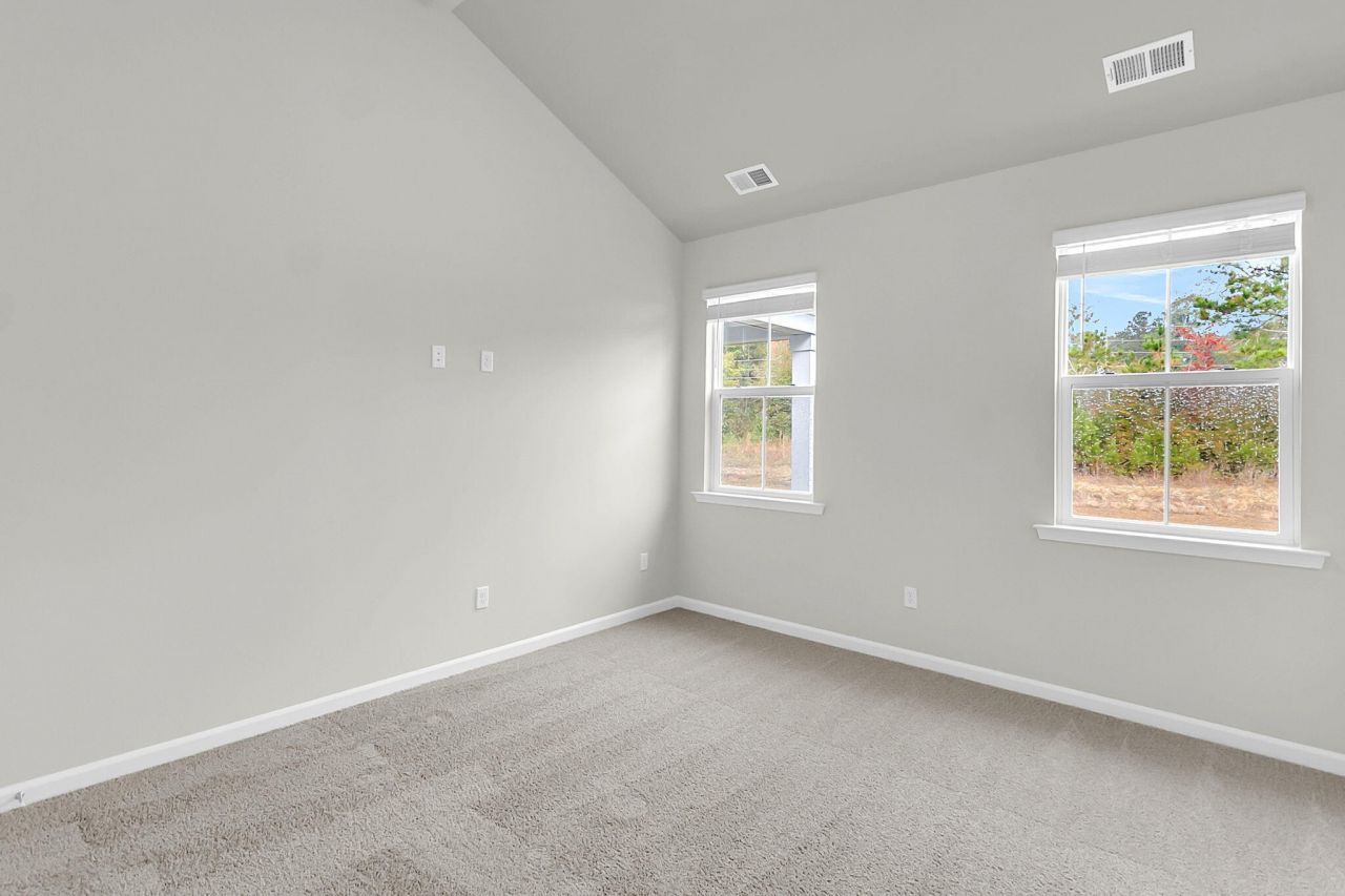 313 Clipper Court Photo 15